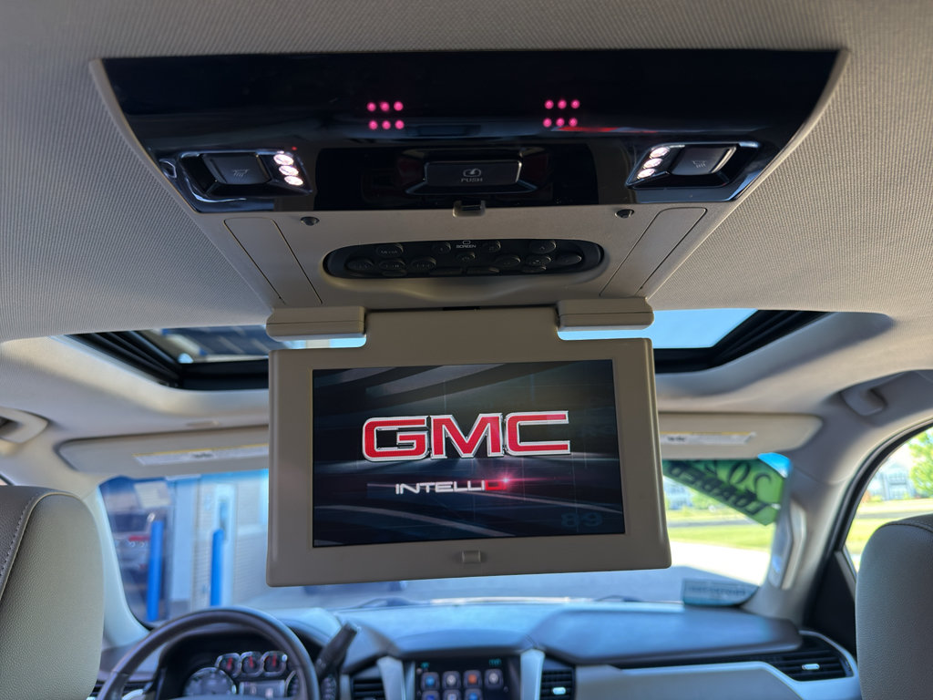 Used 2020 GMC Yukon SLT w/ Open Road Package AWD/4WD image 44