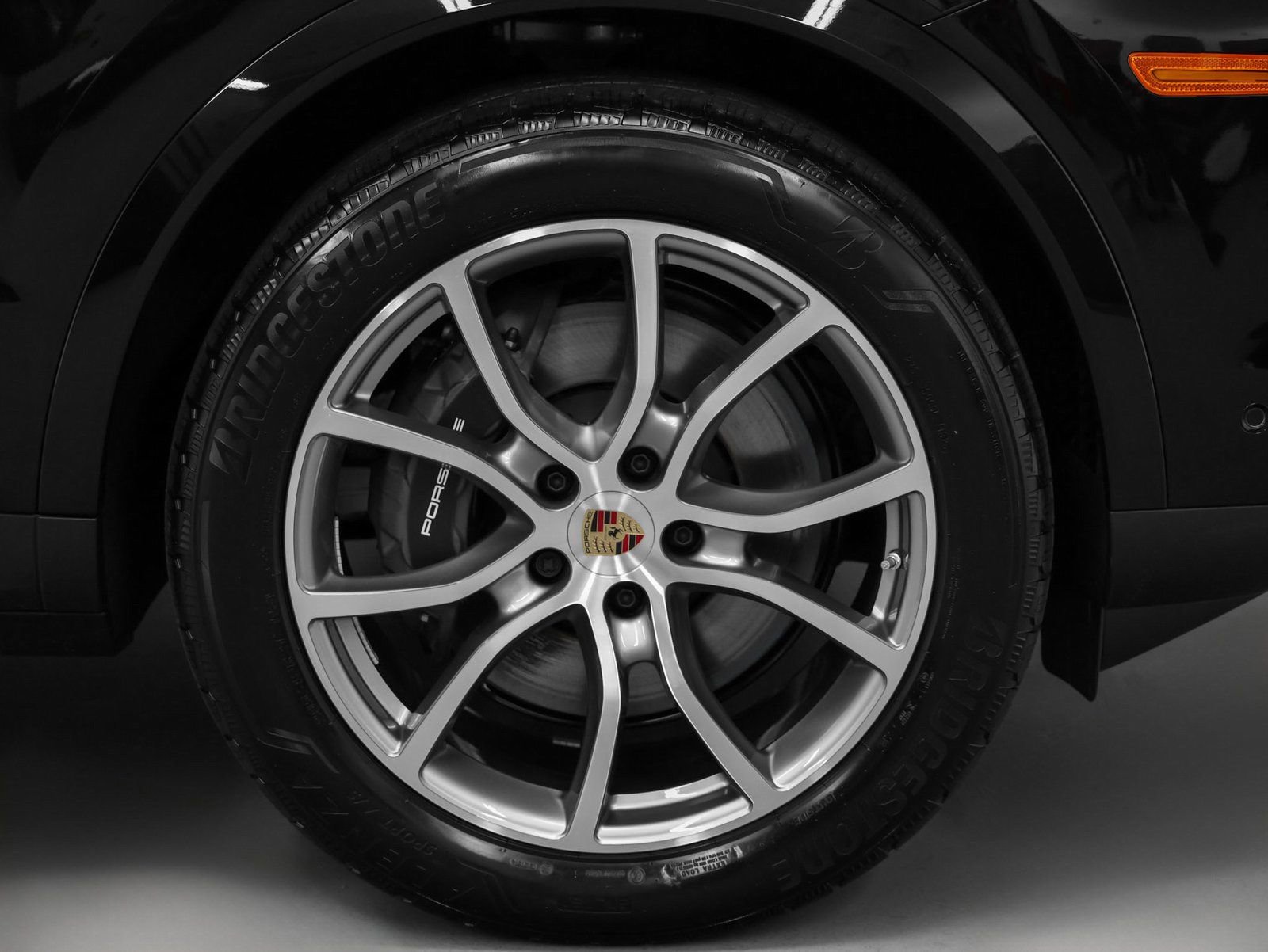 Certified 2025 Porsche Cayenne image 15