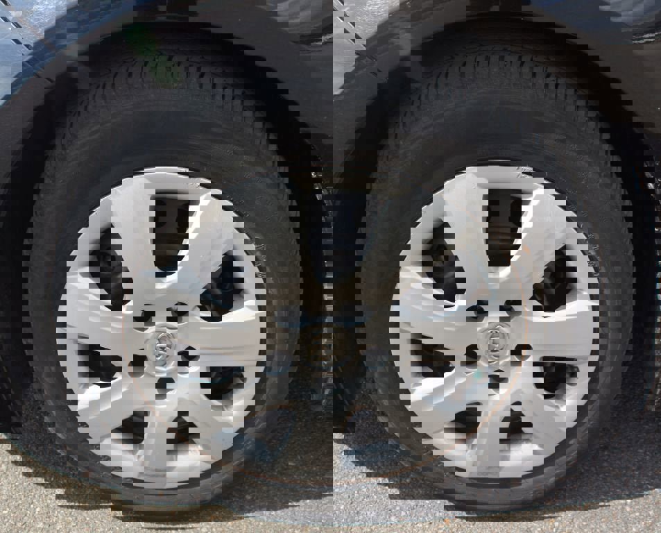 Used 2023 Toyota Corolla LE image 24