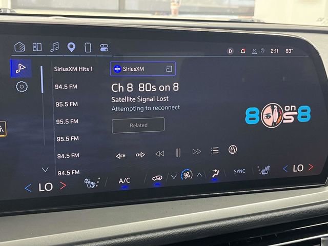 Used 2025 Chevrolet Traverse LT image 33