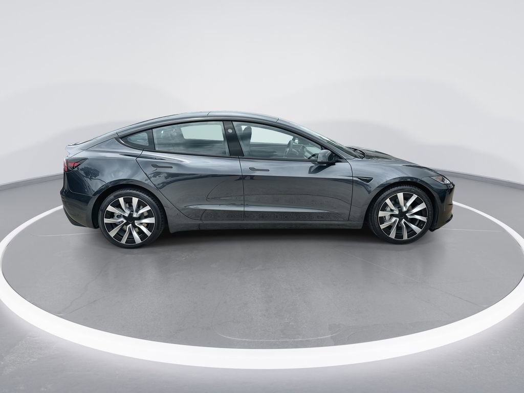 Used 2024 Tesla Model 3 Standard Range RWD image 9