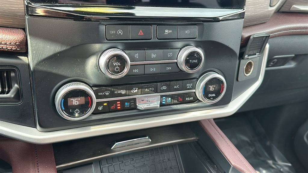 Used 2024 Ford Expedition Limited image 22