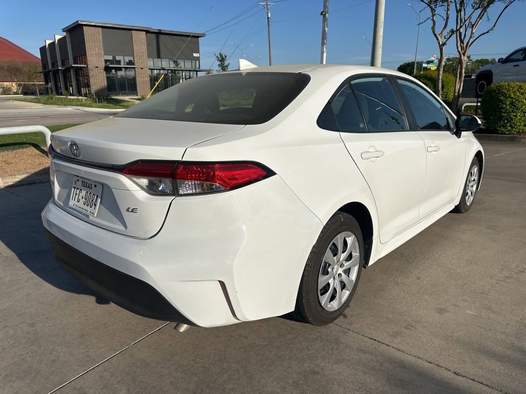 Used 2023 Toyota Corolla LE image 6