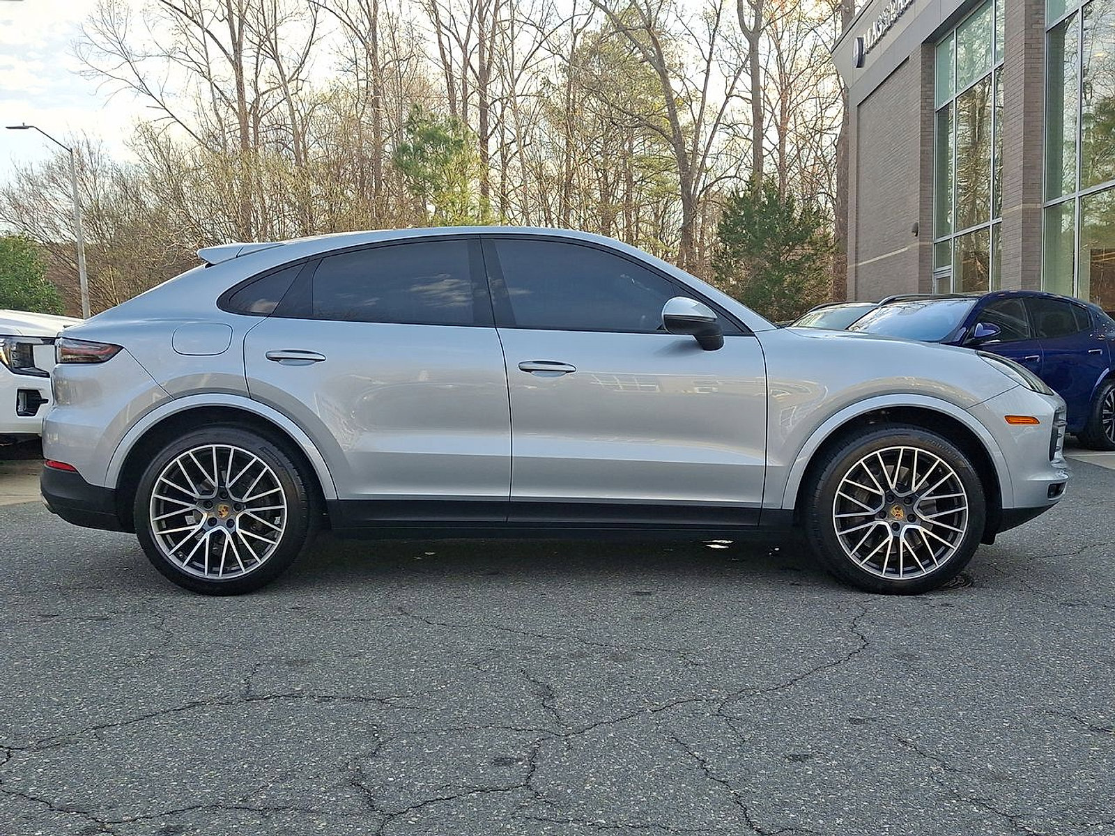 Used 2020 Porsche Cayenne S image 26