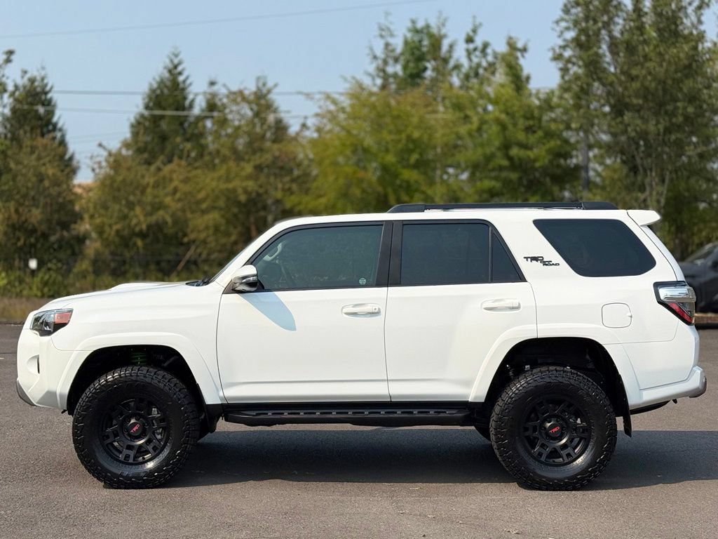 Used 2023 Toyota 4Runner TRD Off-Road Premium w/ Moonroof Package AWD/4WD image 2