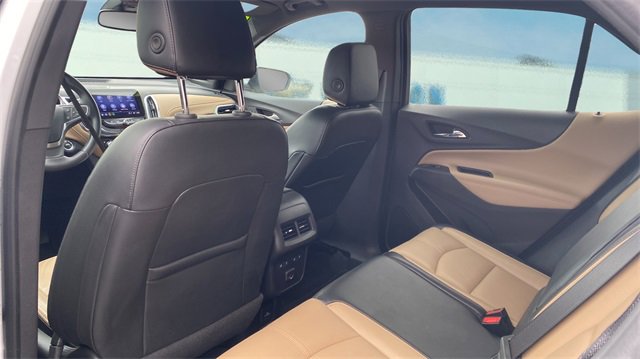 Used 2022 Chevrolet Equinox Premier image 17