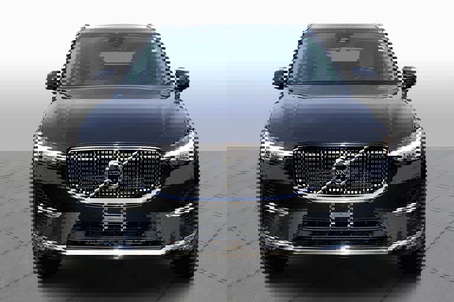 Used 2022 Volvo XC60 B5 Inscription w/ Advanced Package image 4