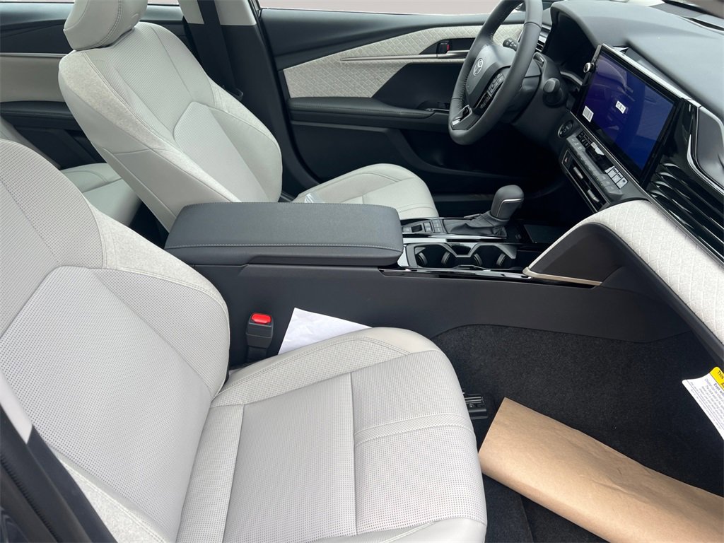 New 2026 Toyota Camry XLE image 15