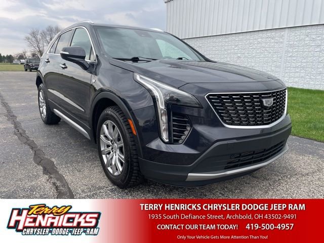 Used 2022 Cadillac XT4 Premium Luxury w/ Enhanced Visibility Package image 1