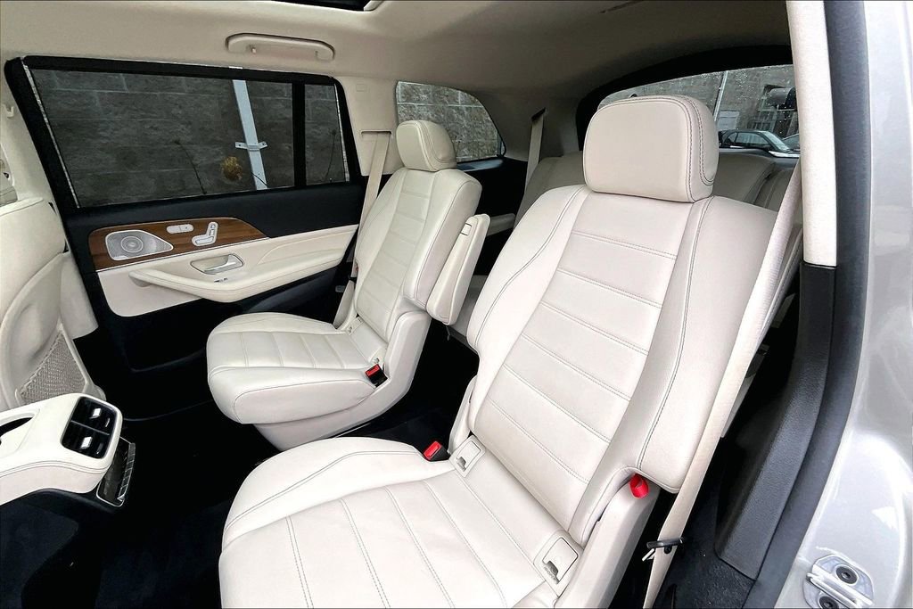 Certified 2022 Mercedes-Benz GLS 450 4MATIC image 28