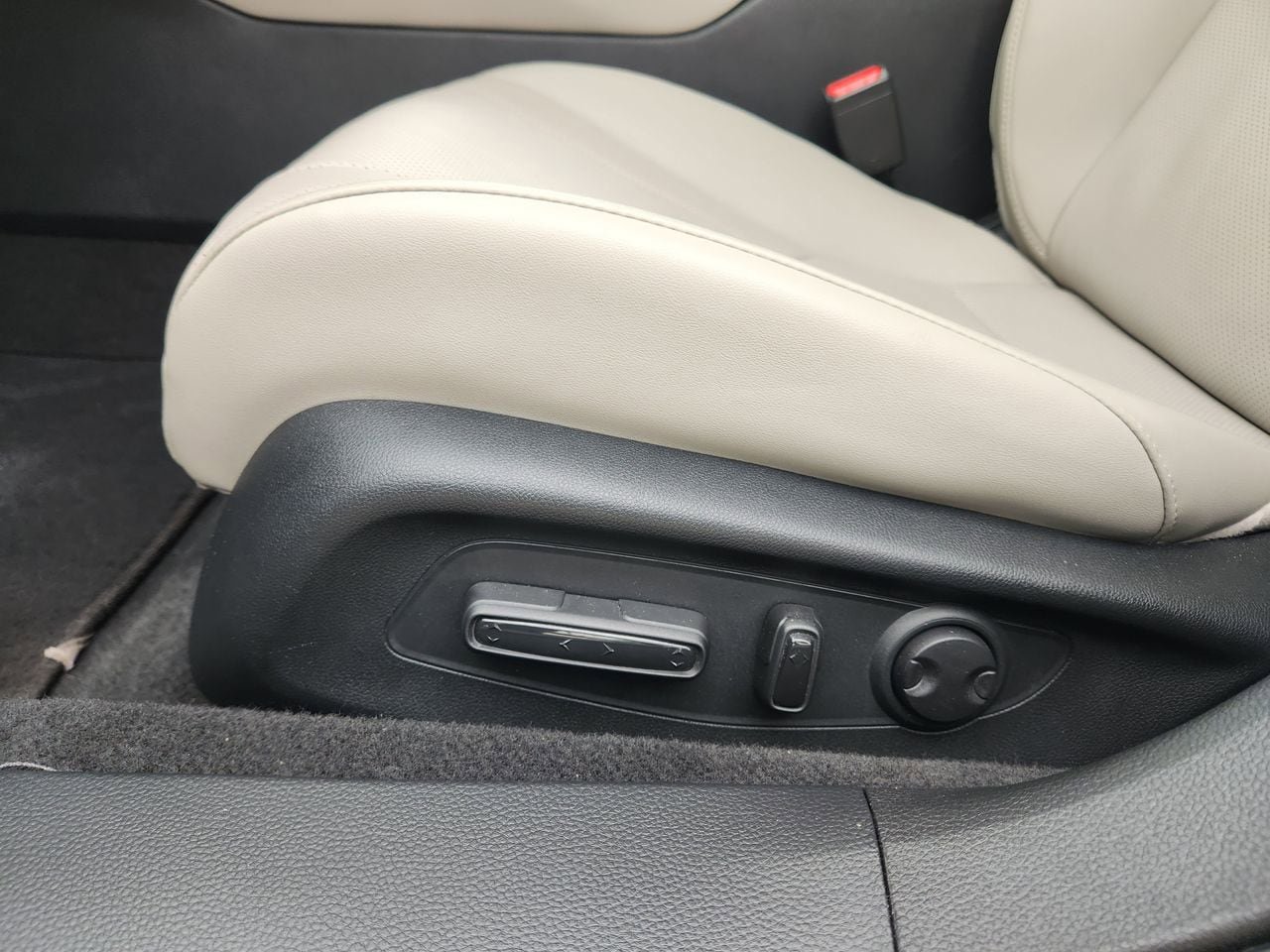 Certified 2023 Honda Accord Touring image 23