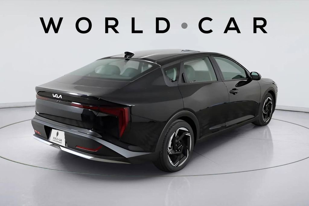Certified 2025 Kia K4 EX FWD image 7