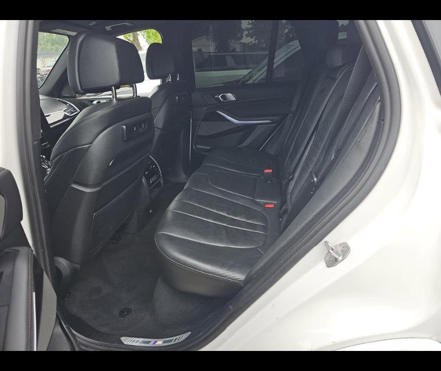 Used 2020 BMW X5 M50i w/ Premium Package image 7
