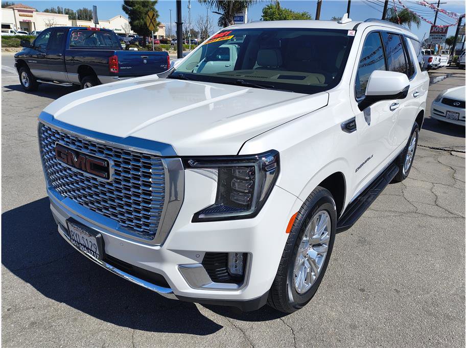 Used 2021 GMC Yukon Denali w/ LPO, Illumination Package image 18