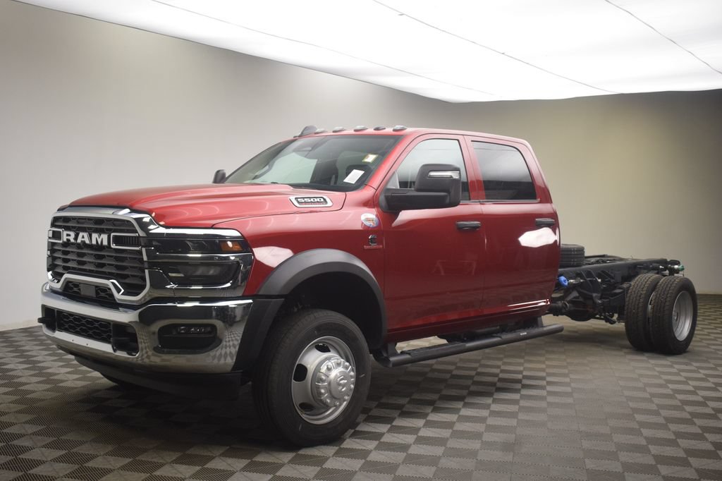 New 2026 RAM 5500 Tradesman w/ Chrome Appearance Group AWD/4WD image 11