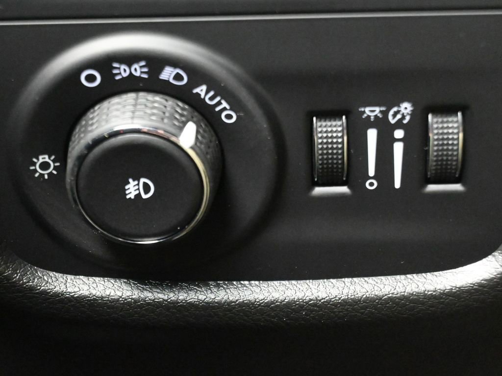 New 2025 Jeep Grand Cherokee Limited image 26