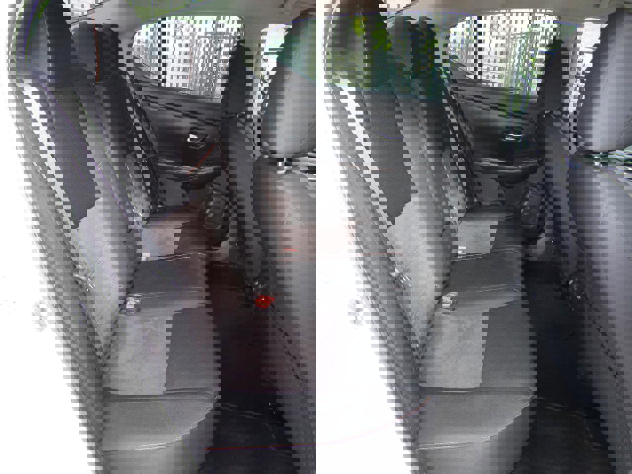 Used 2020 Nissan Sentra SR w/ Electronics Package image 11