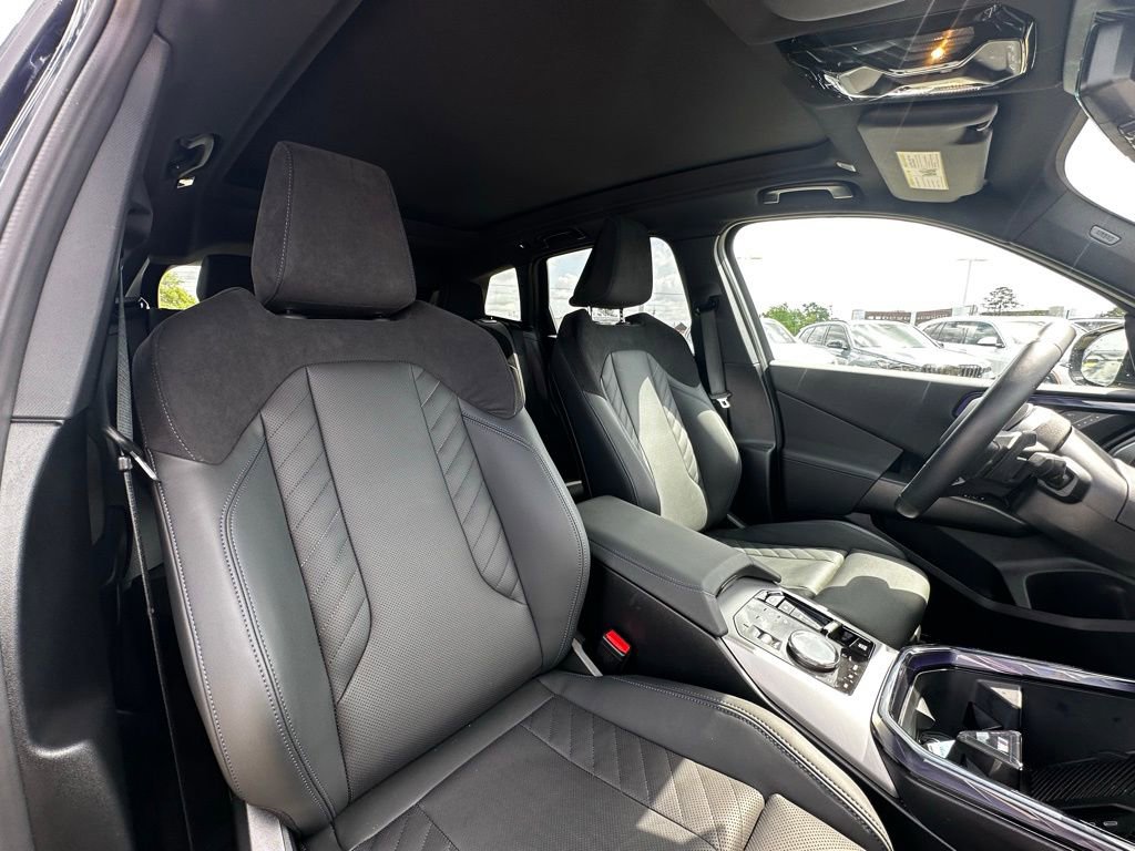 Certified 2025 BMW X3 xDrive30i w/ Premium Package image 33