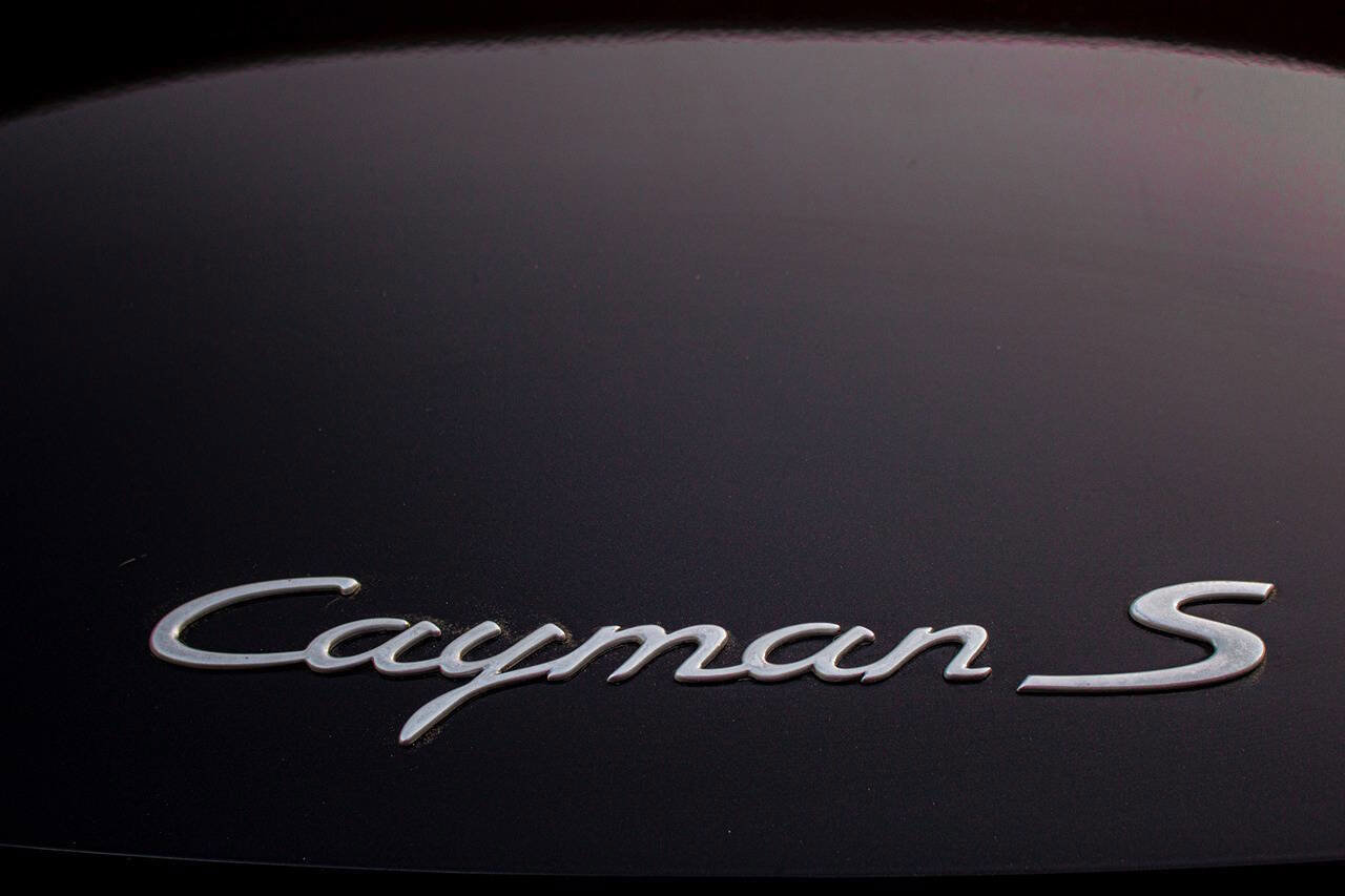 Used 2006 Porsche Cayman S RWD image 3