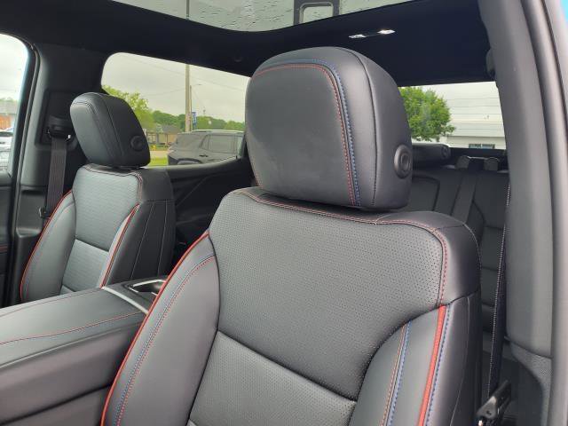 New 2025 Chevrolet Silverado EV RST AWD/4WD image 12