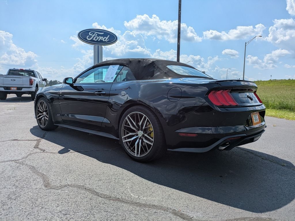Used 2018 Ford Mustang Premium RWD image 6