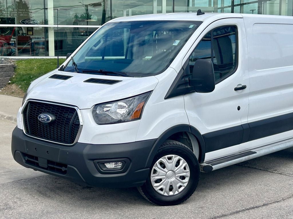 Certified 2025 Ford Transit 250 Low Roof w/ Exterior Upgrade Package RWD image 2