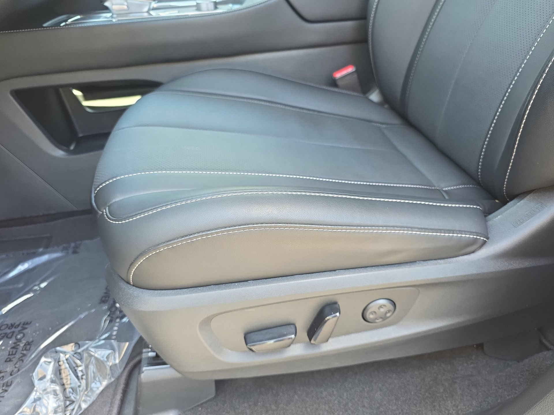 Certified 2026 INFINITI QX60 Pure w/ Cargo Package AWD/4WD image 28