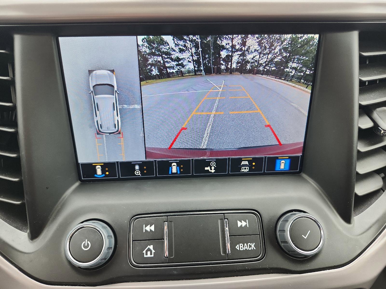 Certified 2023 GMC Acadia AT4 w/ Technology Package image 18