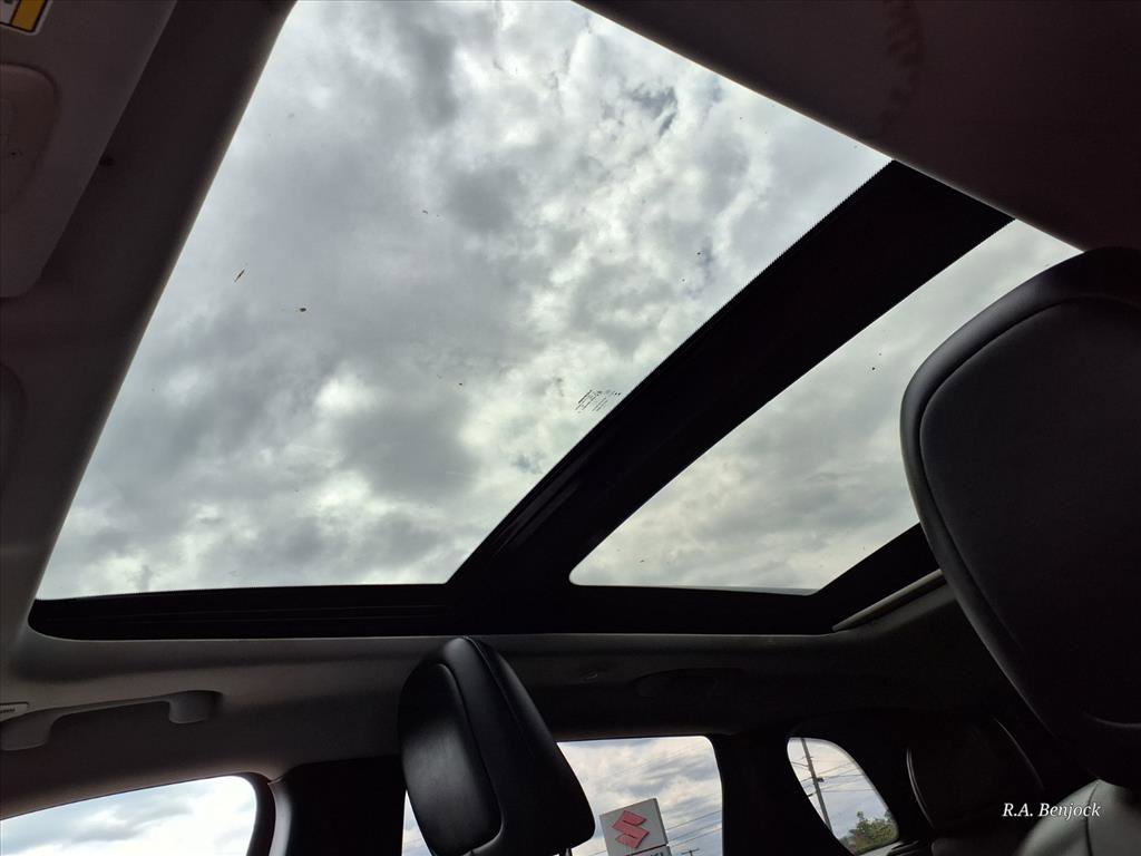 Used 2019 Jeep Cherokee Limited image 17