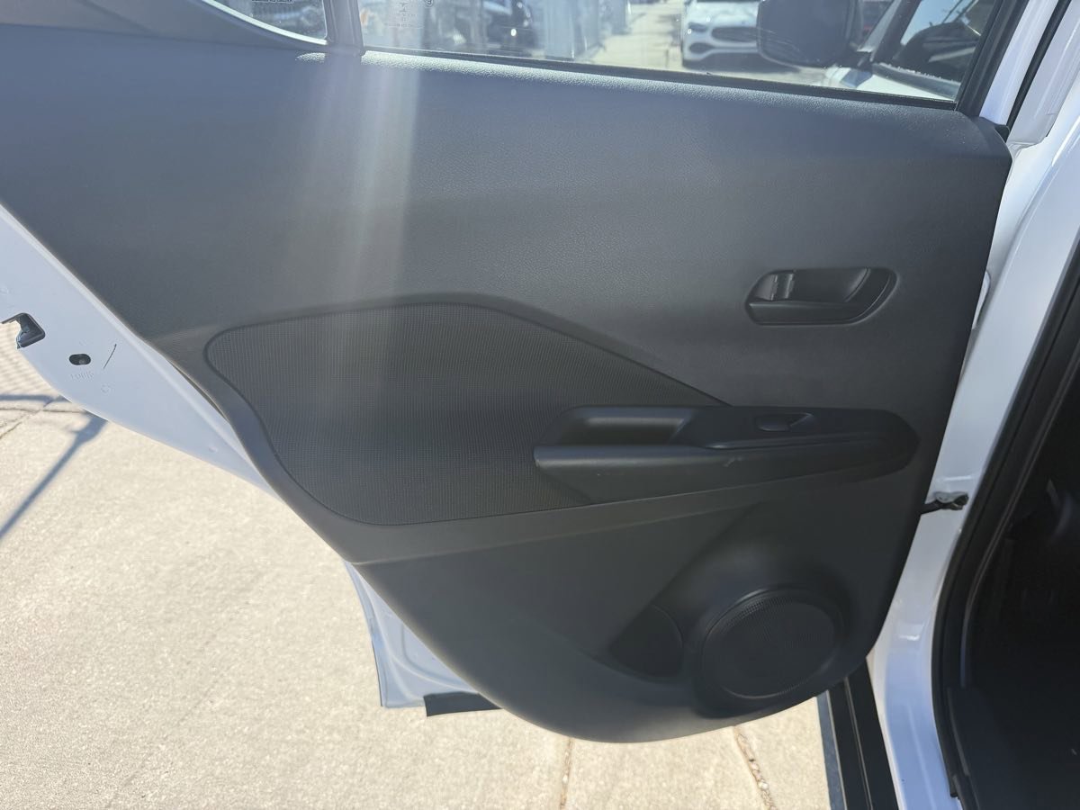 Used 2023 Nissan Kicks S FWD image 15