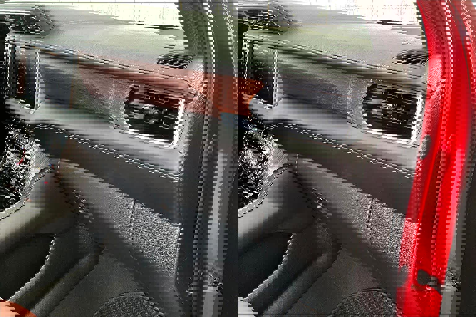 Used 2023 GMC Yukon XL Denali Ultimate image 19