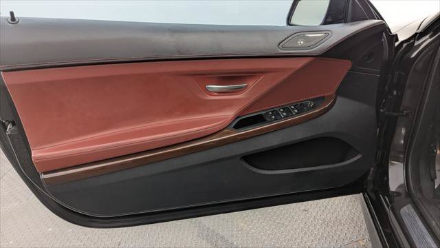 Used 2016 BMW 640i Convertible RWD image 9