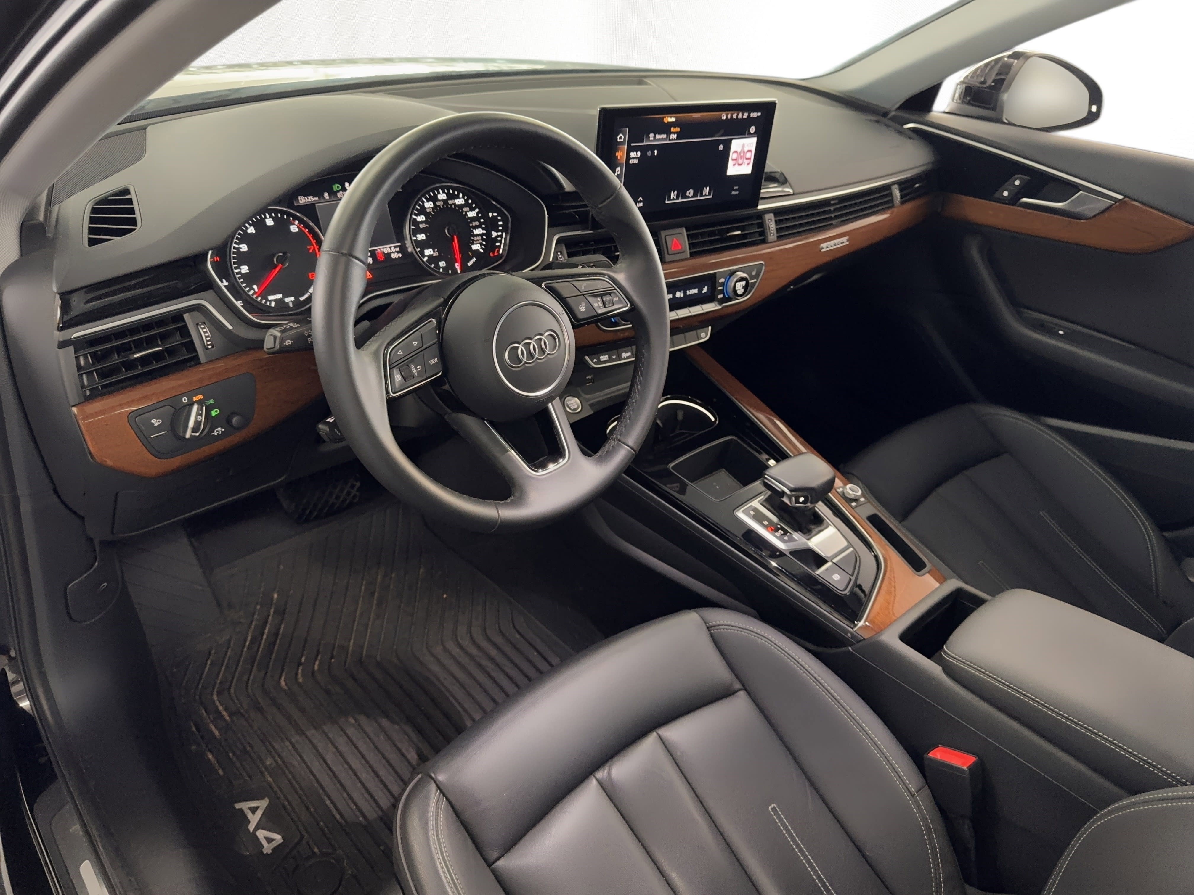 Certified 2023 Audi A4 2.0T Premium w/ Convenience Package image 4