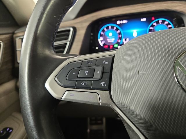 Used 2024 Volkswagen Atlas SEL Premium R-Line image 24