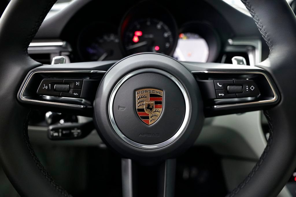 New 2026 Porsche Macan AWD/4WD image 33