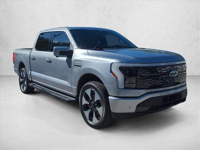 Used 2022 Ford F150 Lightning Platinum AWD/4WD image 3