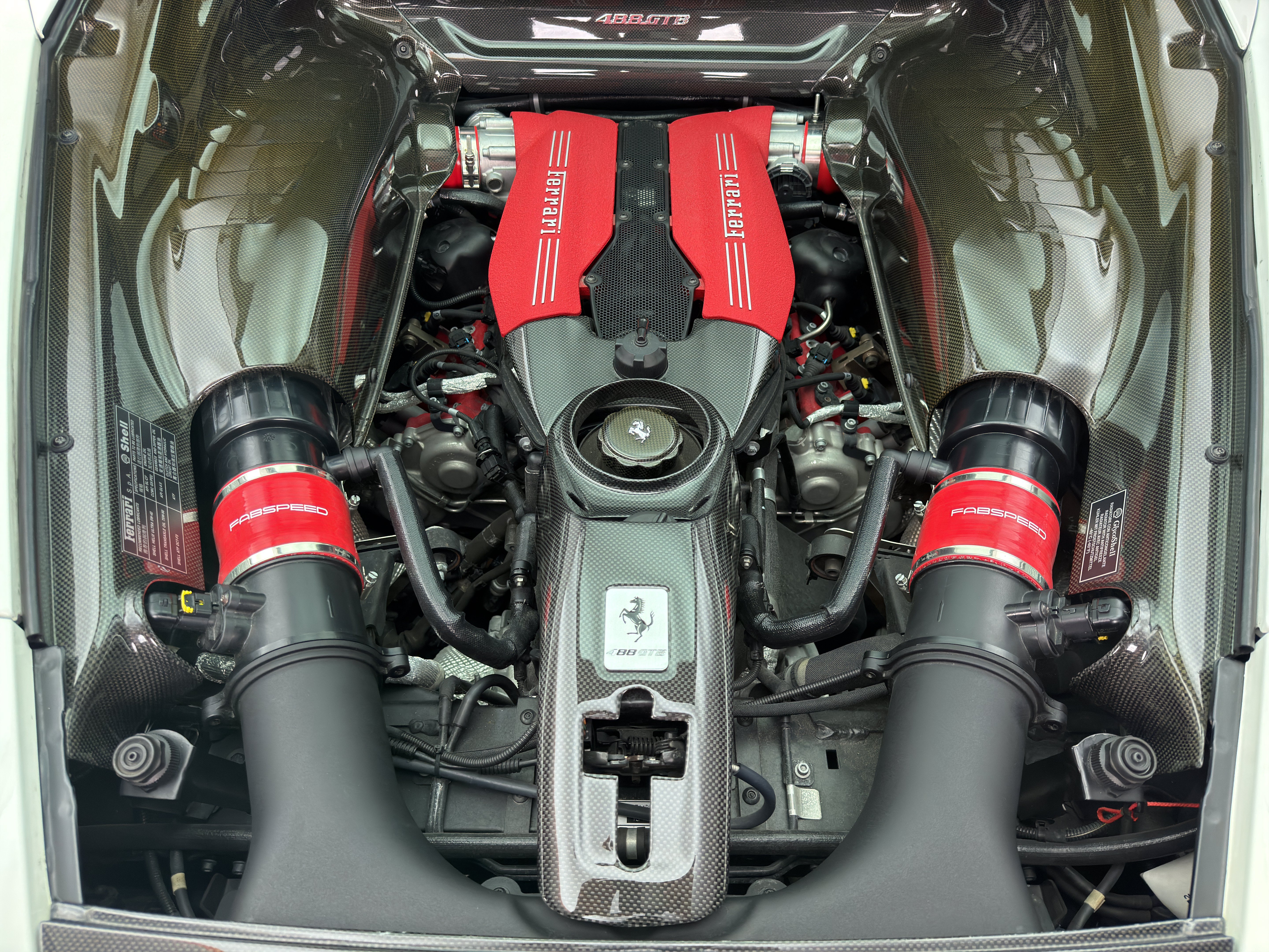 Used 2016 Ferrari 488 GTB RWD image 20