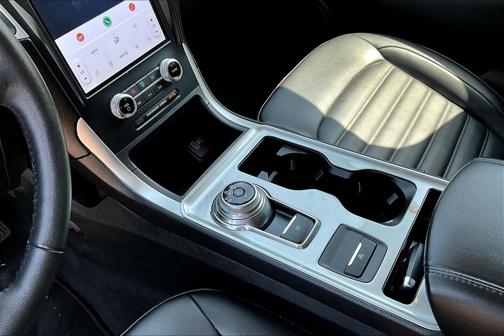 Used 2024 Ford Edge SEL image 17