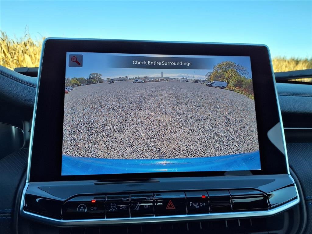 New 2026 Jeep Compass Limited image 10