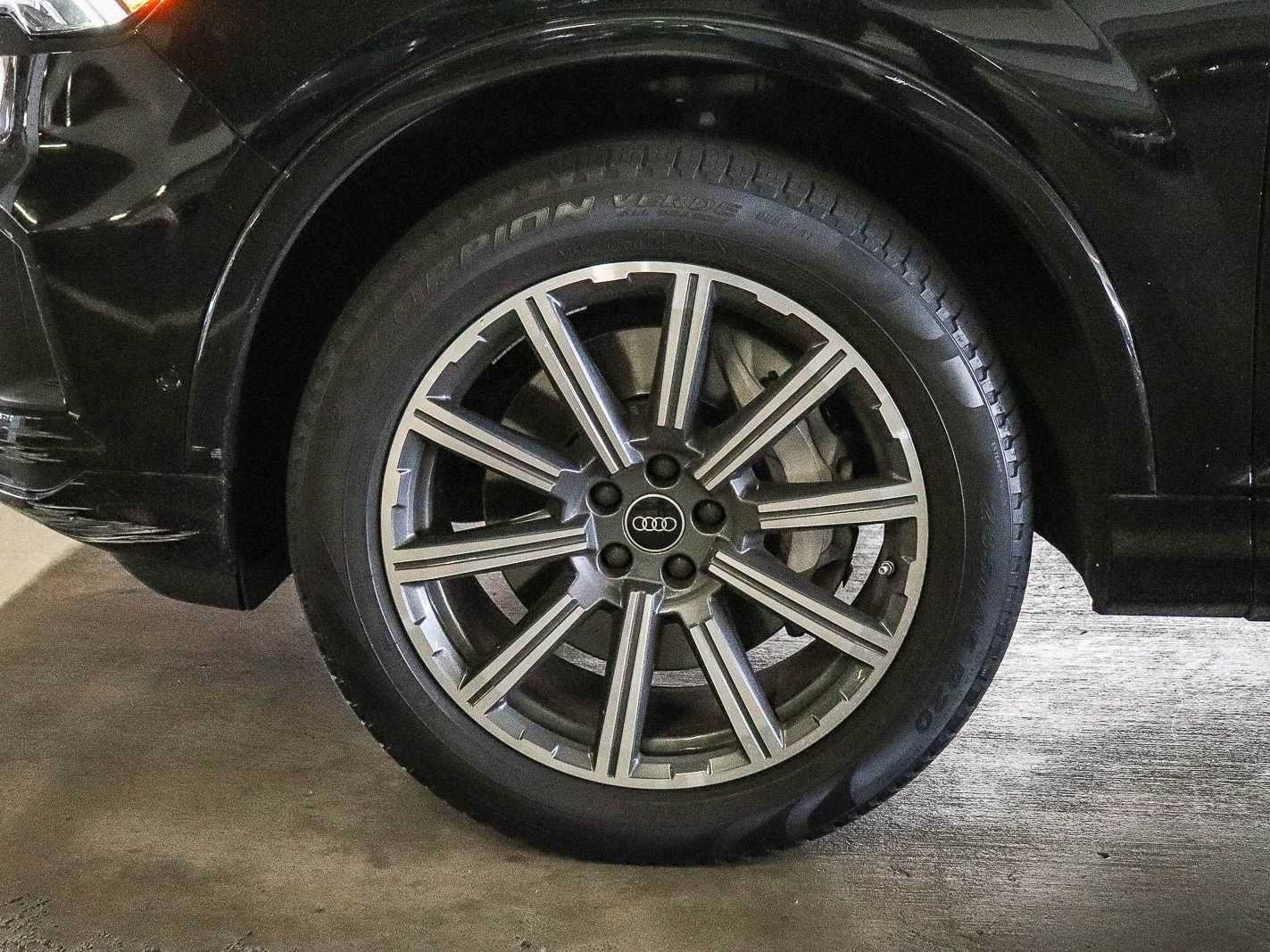 Used 2023 Audi Q7 2.0T Premium Plus w/ Premium Plus Package AWD/4WD image 9