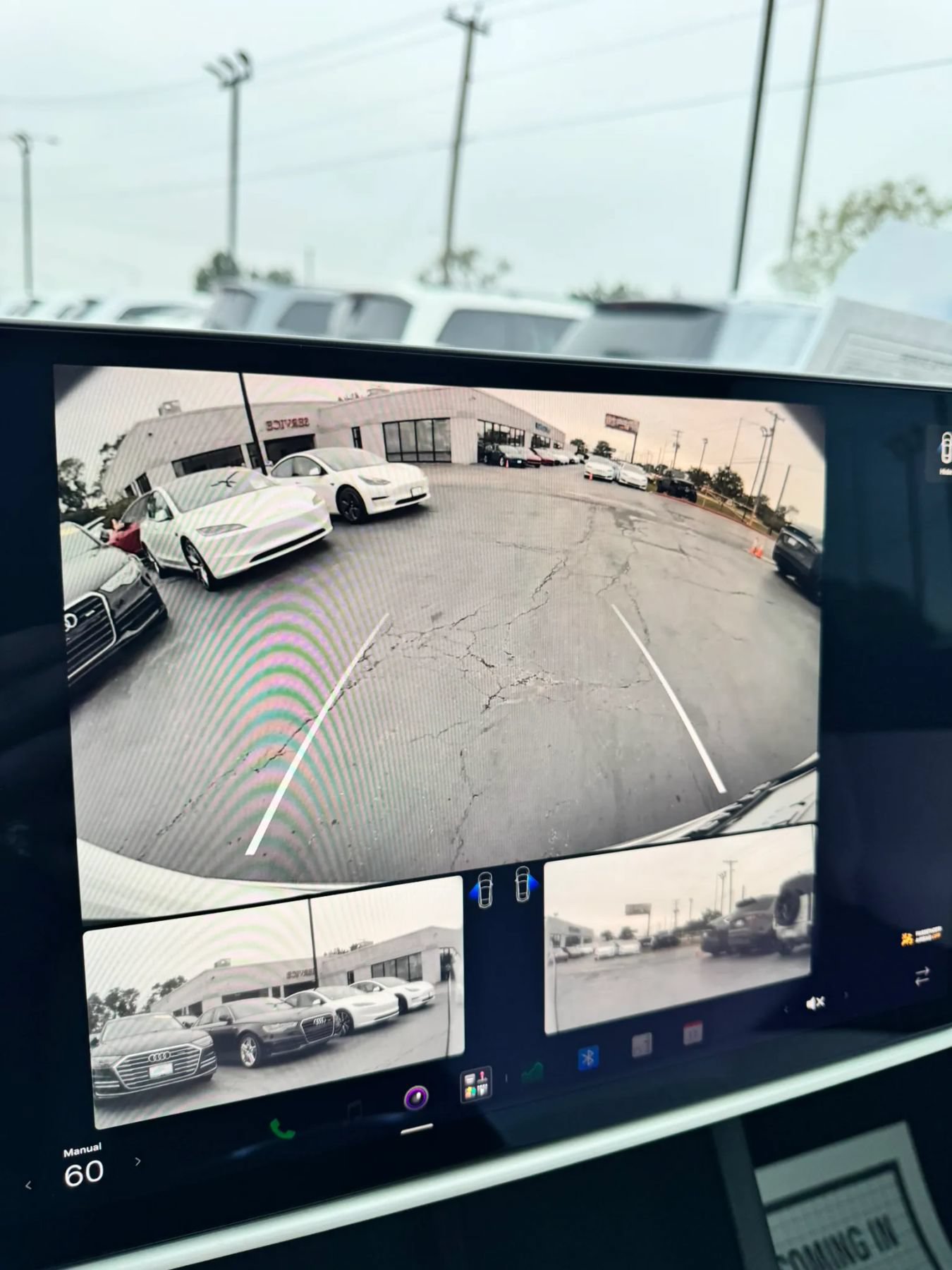 Used 2022 Tesla Model X AWD/4WD image 32