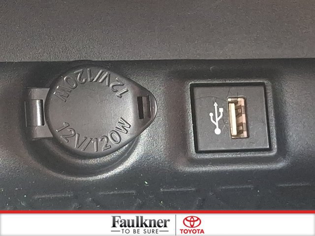 Certified 2025 Toyota RAV4 XLE AWD/4WD image 24