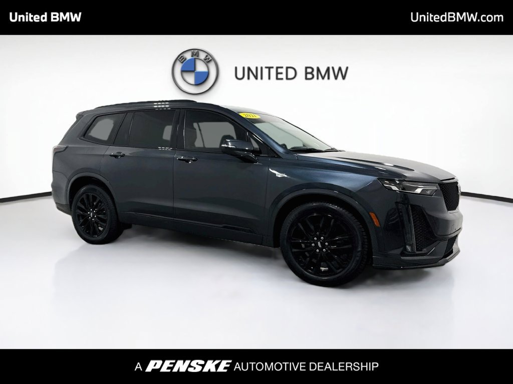 Used 2021 Cadillac XT6 Sport w/ LPO, ONYX Package AWD/4WD image 3