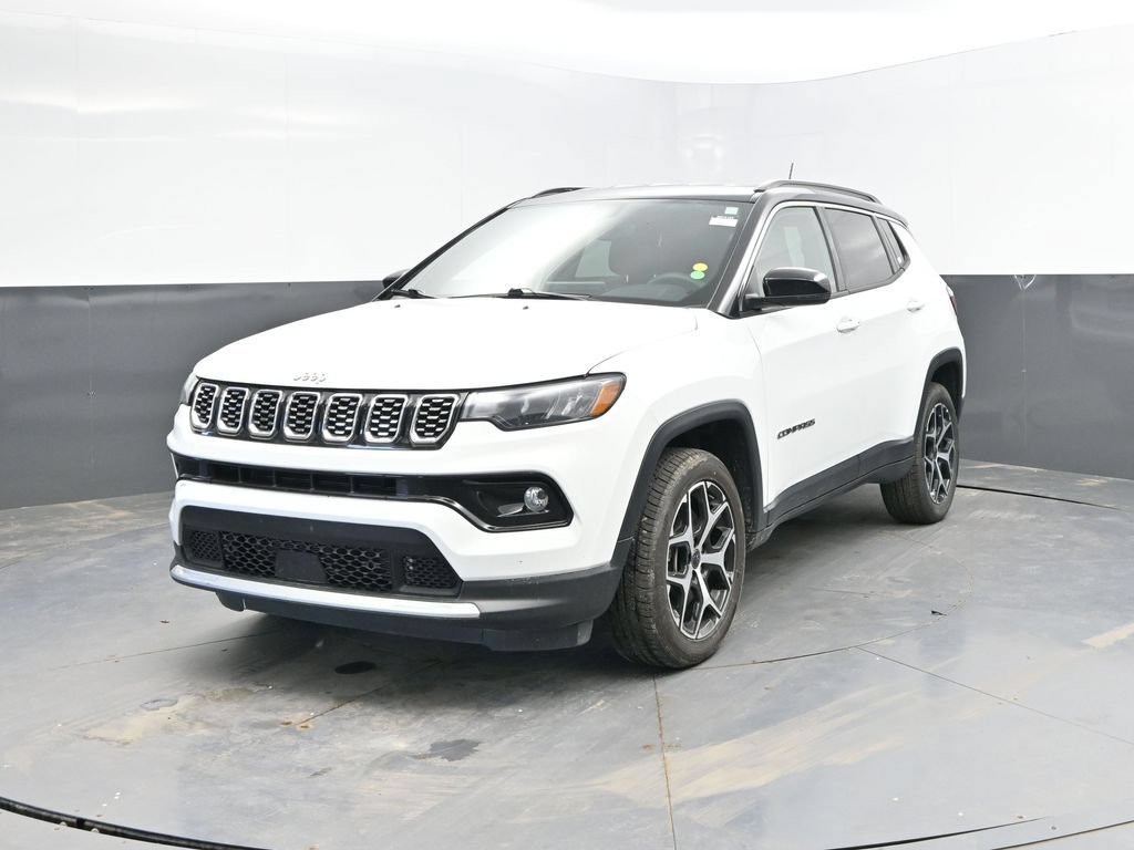 Used 2025 Jeep Compass Limited AWD/4WD image 5