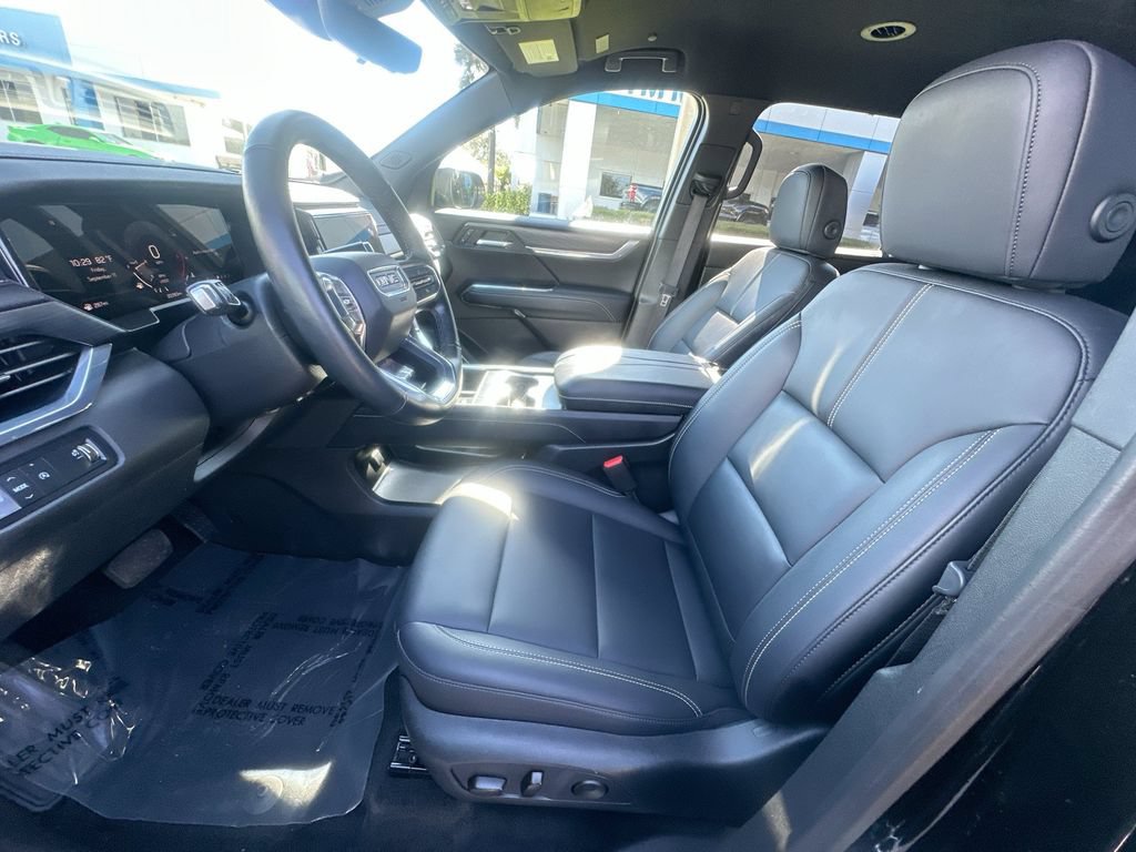 Used 2026 GMC Acadia Elevation w/ Elevation Premium Package FWD image 21