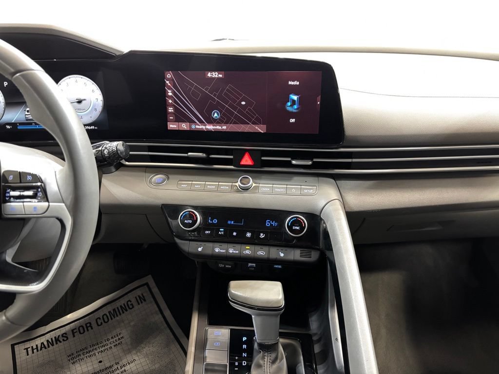 Used 2023 Hyundai Elantra SEL w/ Convenience Package FWD image 26