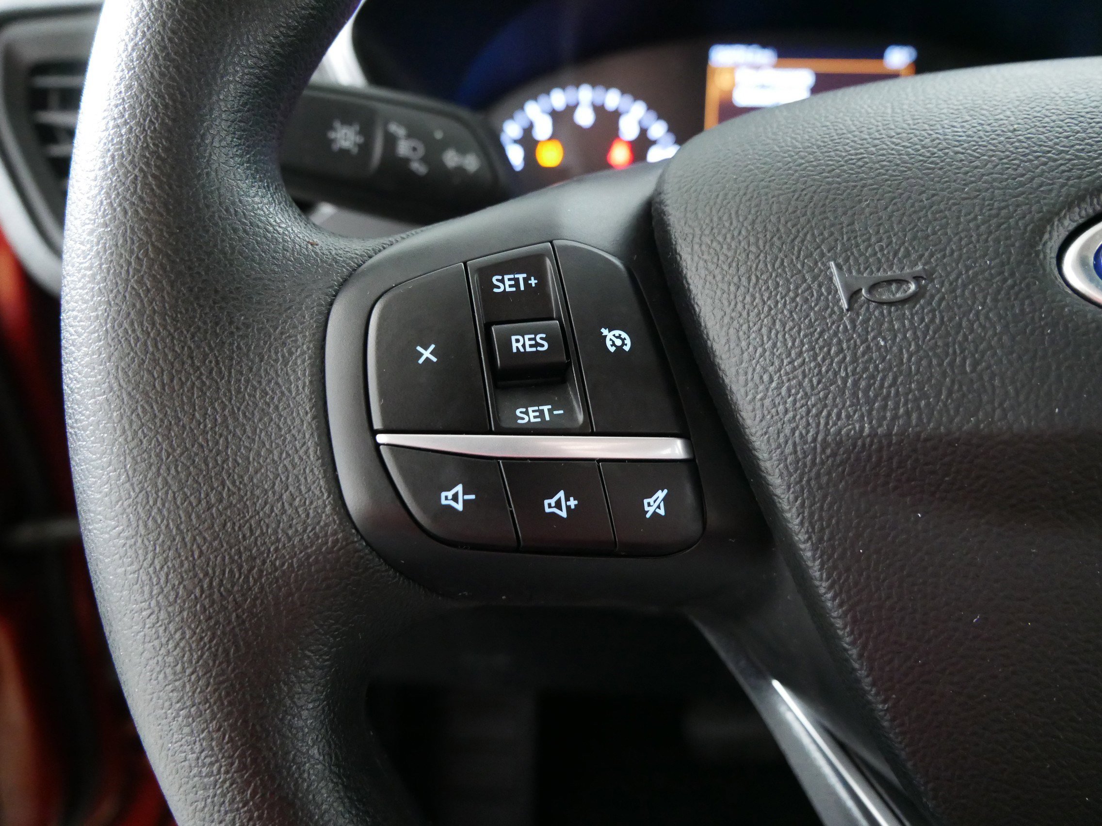 Used 2020 Ford Escape S image 27