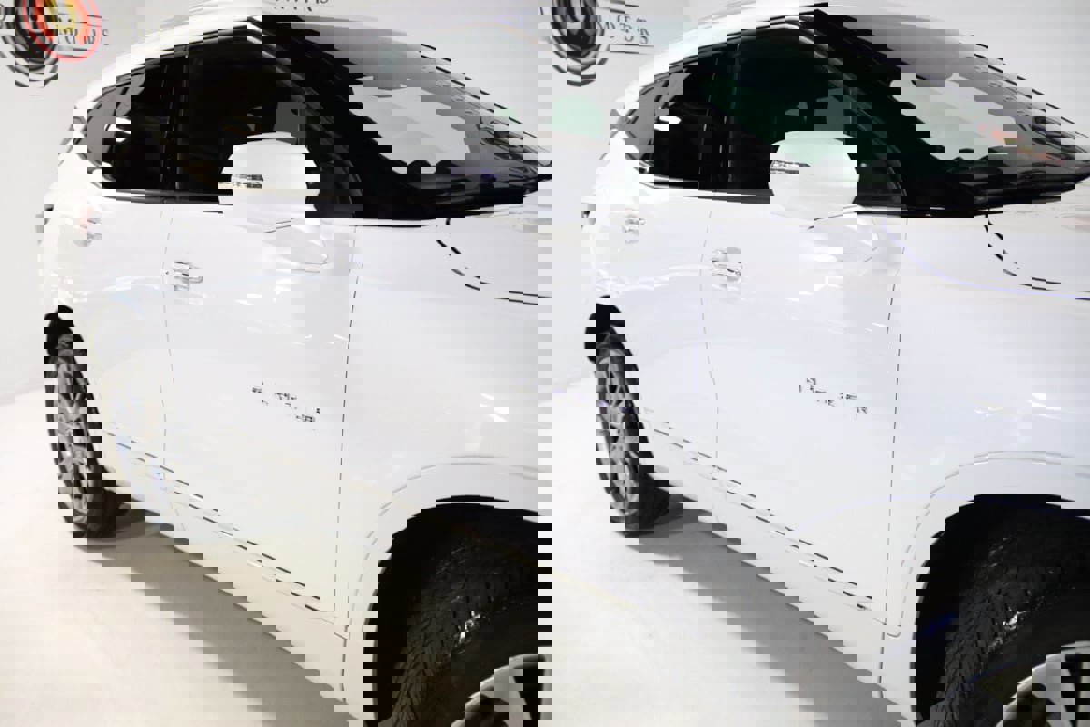 Used 2020 Chevrolet Blazer Premier w/ LPO, Floor Liner Package image 7