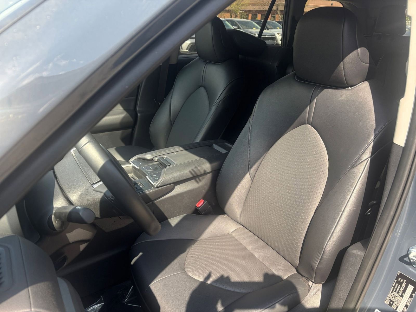 Used 2025 Toyota Grand Highlander FWD image 27