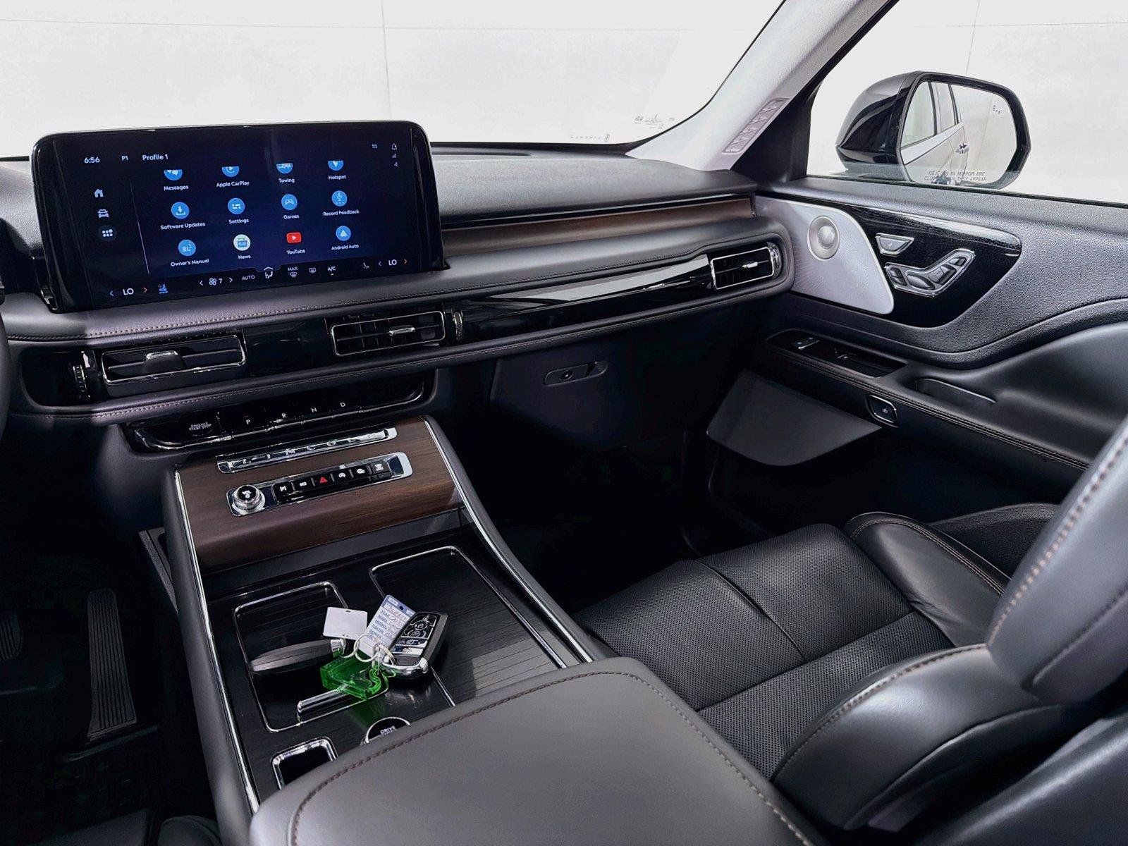 Used 2025 Lincoln Aviator Reserve w/ Equipment Group 201A AWD/4WD image 28